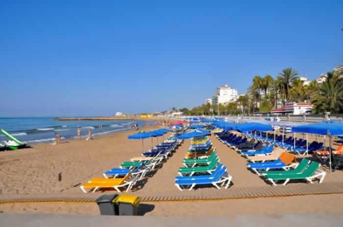 Sitges Beach Hostel Екстер'єр фото